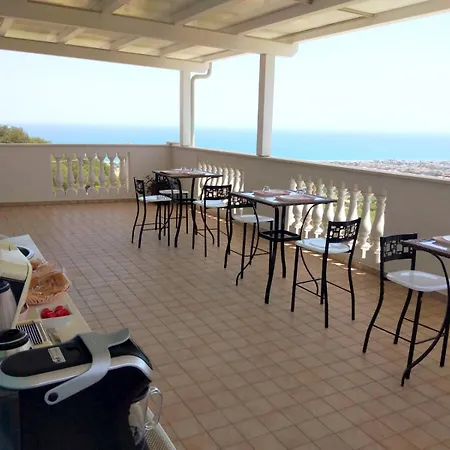 La Dolce Bed & Breakfast