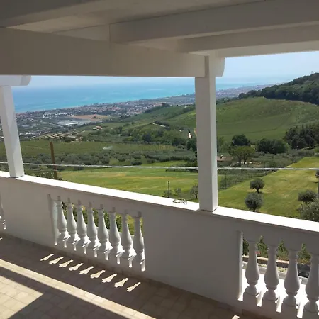 La Dolce Bed & Breakfast *